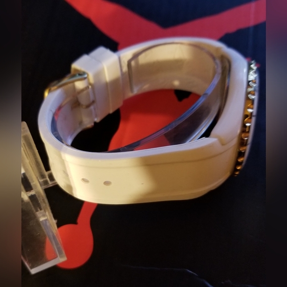 Haurex Rivera Watch - Picture 3 of 6